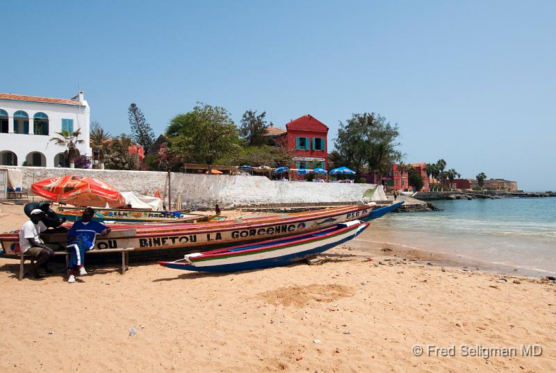 20090528_114717 D300 P1 P1.jpg - The panoramas on Goree Island are a feast of beauty